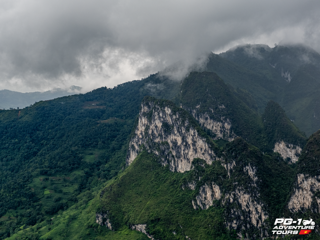 10-Day Offroad Motorbike Tour To Halong Bay: An Amazing Ride 7 Dong Van - Bao Lac - Quang Uyen Motorcycle Route