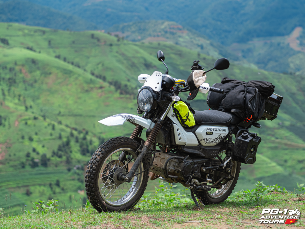 Northwest Vietnam Motorbike Tours: 10 Days Into The Wild 10 Luc Yen to Vu Linh Motorcycle Route